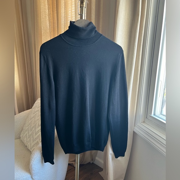 Wood Wood Jacques Turtleneck | Medium - Picture 2 of 9